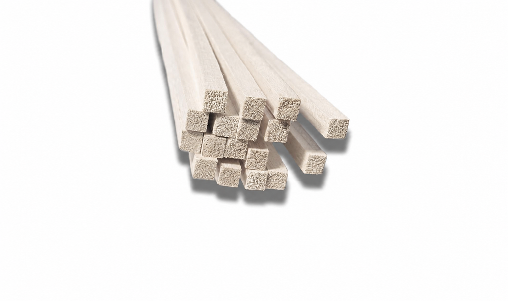Listón Cuadrado de Madera Natural de Balsa